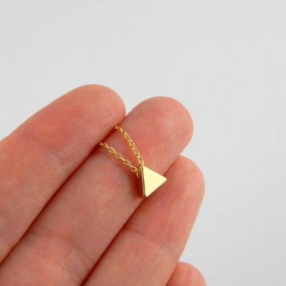 Single Triangle Necklace (Gold) - Picture 7 of 7